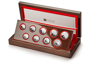 100 let zlatého – sada stříbrných mincí NBP