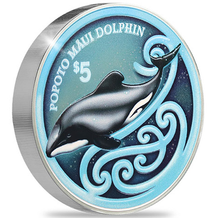 New Zealand: Popoto Maui Dolphin coloured 2 oz Silver 2024 Proof Coin