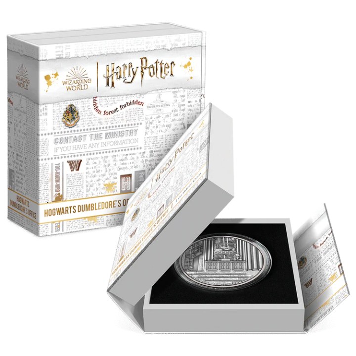 Niue: Harry Potter - Hogwarts Dumbledore's Office 1 oz Silver 2022 Antique Finish