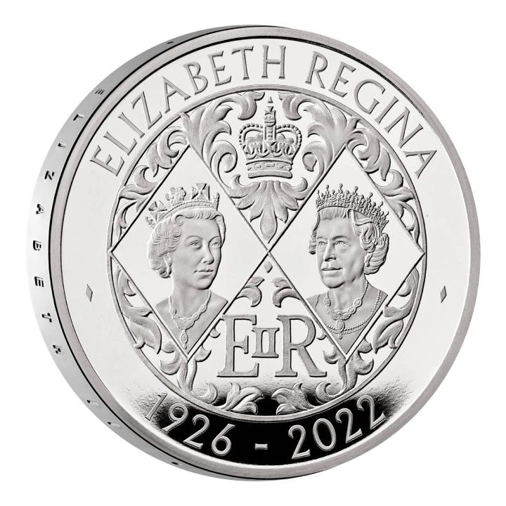 Her Majesty Queen Elizabeth II £5 Miedzionikiel 2022