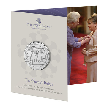 The Queen's Reign Honours and Investitures Miedzionikiel £5 2022
