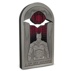 Niue: The Batman - I Am The Shadows kolorowany 1 uncja Srebra 2022 Antiqued Coin